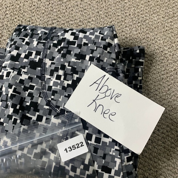 Soybu Womens Dress Size Medium Gray Digital Camouflage 1/2 Zip Pockets Active - Picture 10 of 10